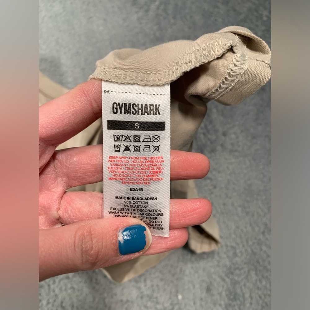 Gymshark Tan Crop Top small tee - Picture 6 of 9